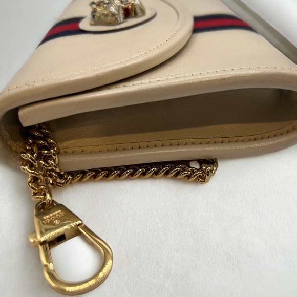 Gucci Rajah clutch with chain - Picture 2 of 6